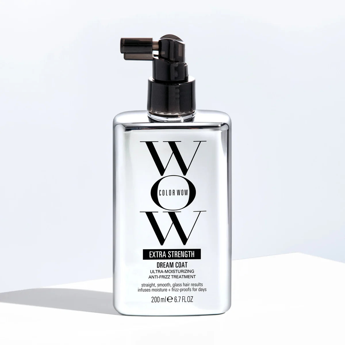 Extra Strength Dream Coat anti-frizz spray bottle with flip-top nozzle, 200 ml