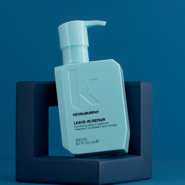 Light blue leave-in repair pump bottle, 200 mL