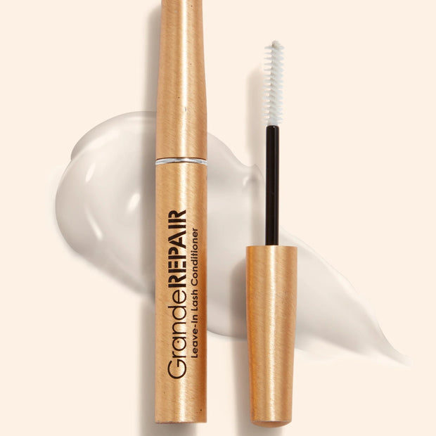Leave-in lash conditioner tube and wand applicator, gold