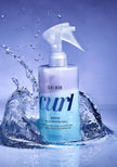 CURL WOW Shook spray bottle with nozzle, light blue liquid